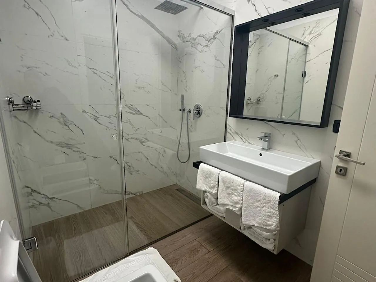 Hotel Vila Tirana