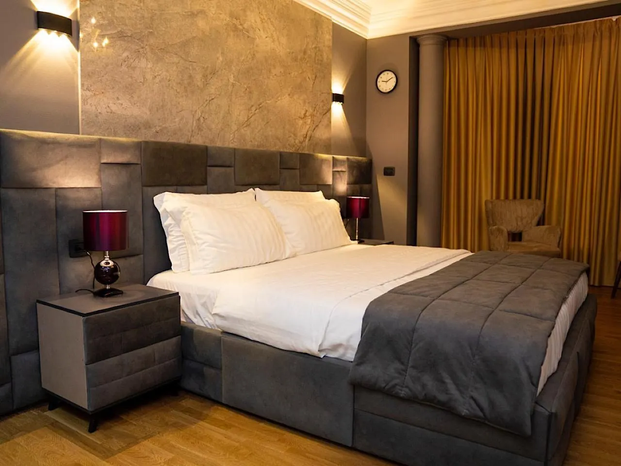 Hotel Vila Tirana 3*,